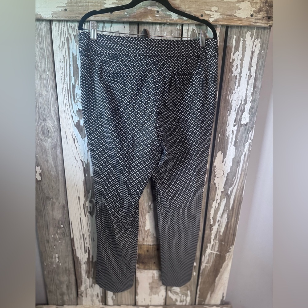 Kasper Jacquard Black and White Patterned Pants Size 10P - Picture 5 of 6